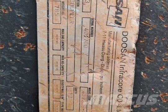 Develon Hitch Minigravemaskiner