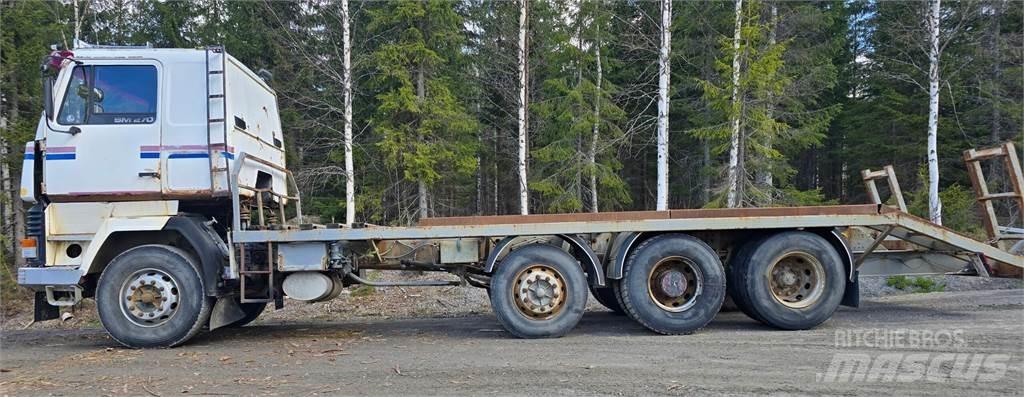 Sisu Sm 270 8X2 Skovmaskintransportlastbiler