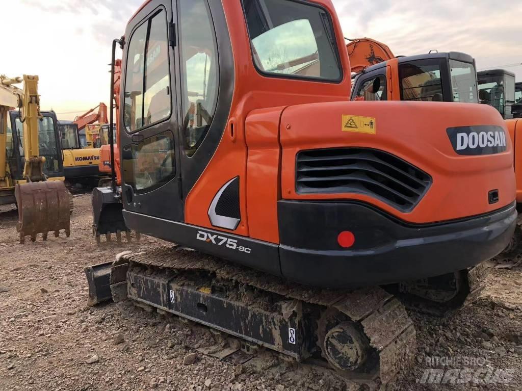 Doosan 75-9c Gravemaskiner på larvebånd