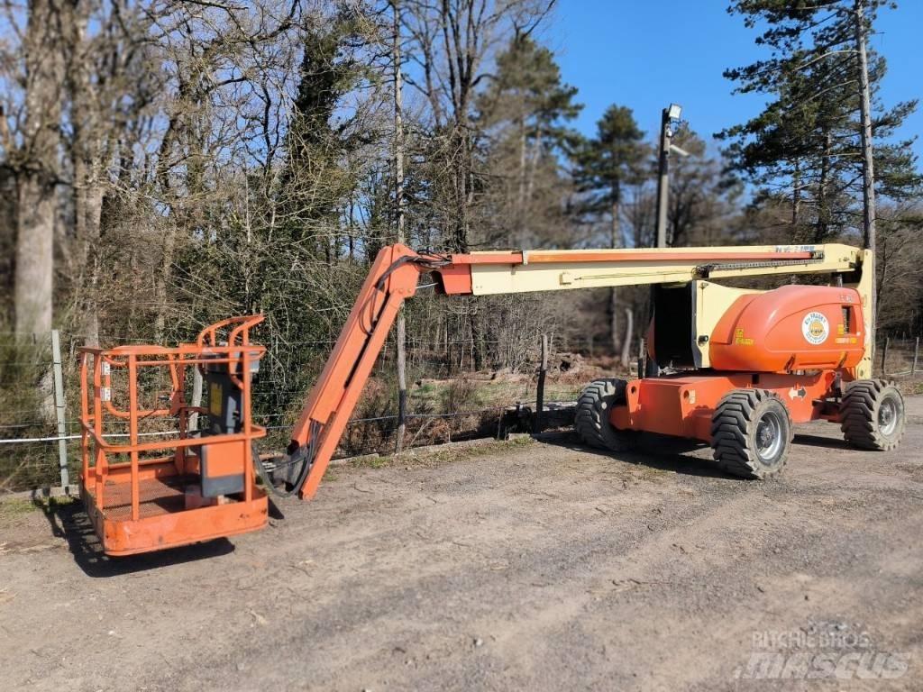 JLG 800 AJ Bomlifte med knækarm