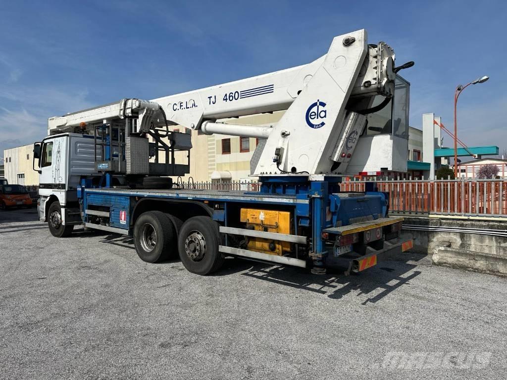 Cela TJ460 Lastbilmonterede lifte