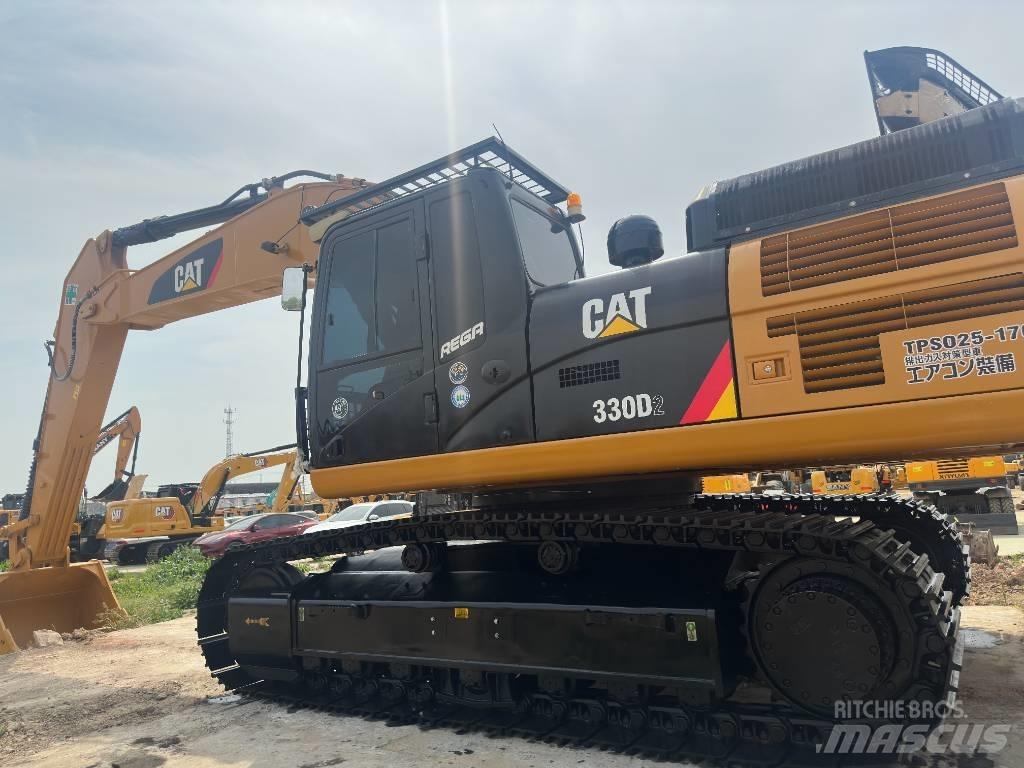 CAT 330 D2 Gravemaskiner på larvebånd