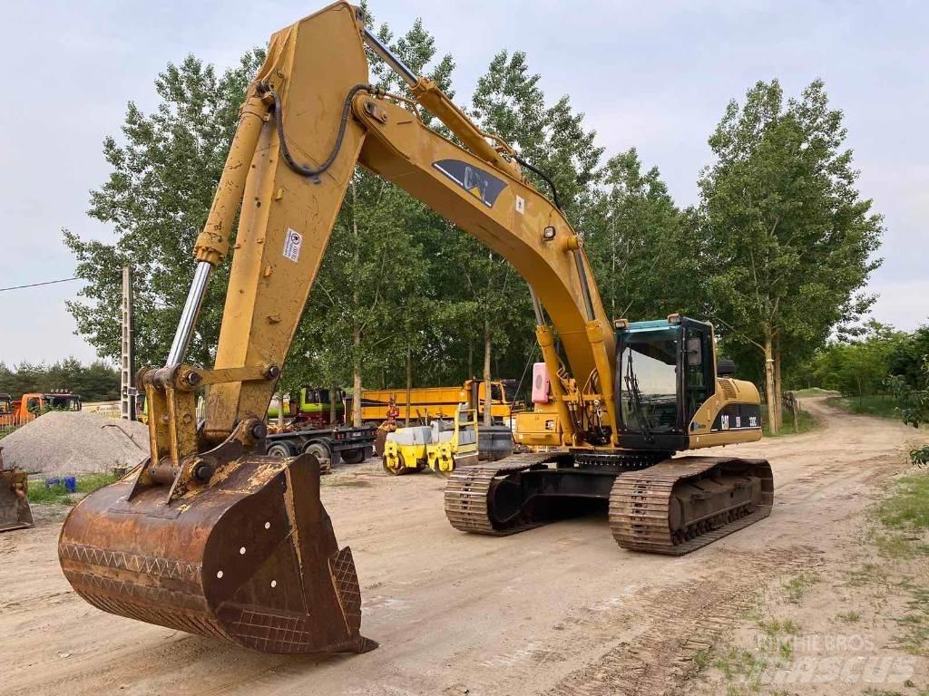 CAT 330CL Gravemaskiner på larvebånd