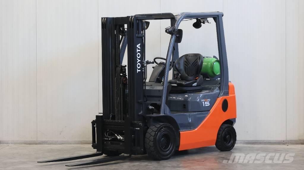 Toyota 8 FGF 15 LPG gaffeltrucks