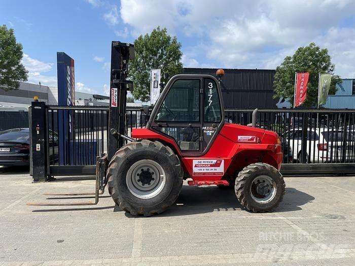 Manitou M30-4 Terrængående gaffeltruck