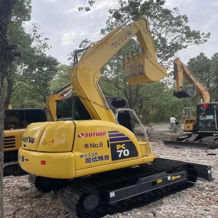 Komatsu 70-8 Gravemaskiner på larvebånd