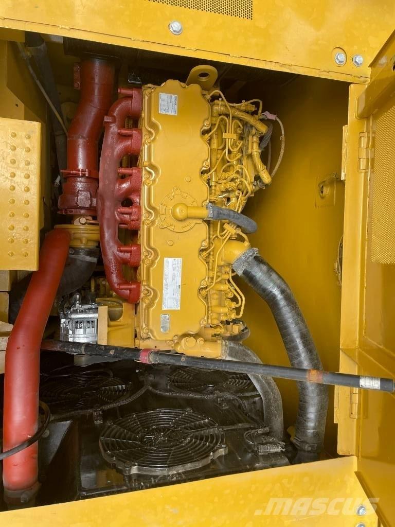 CAT CAT323 Midi-gravemaskiner 7t - 12t