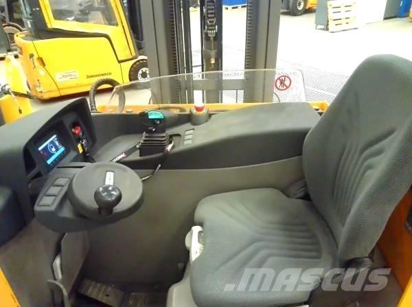 Jungheinrich ETV 214 Reachtruck