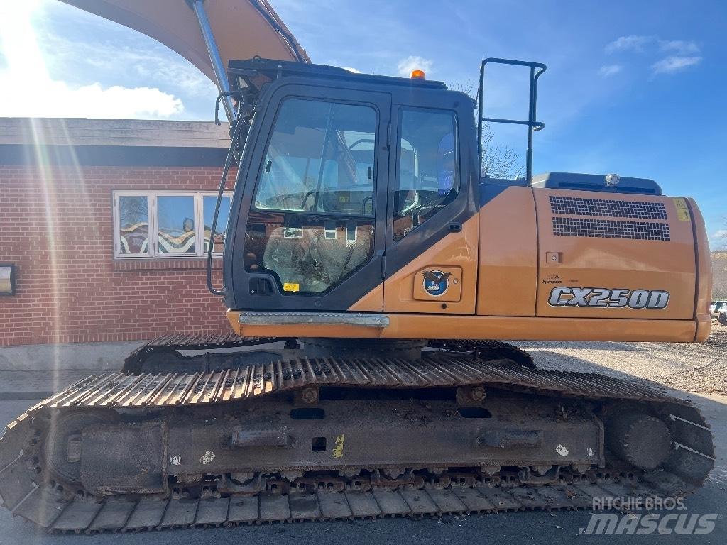 CASE CX 250 D Gravemaskiner på larvebånd