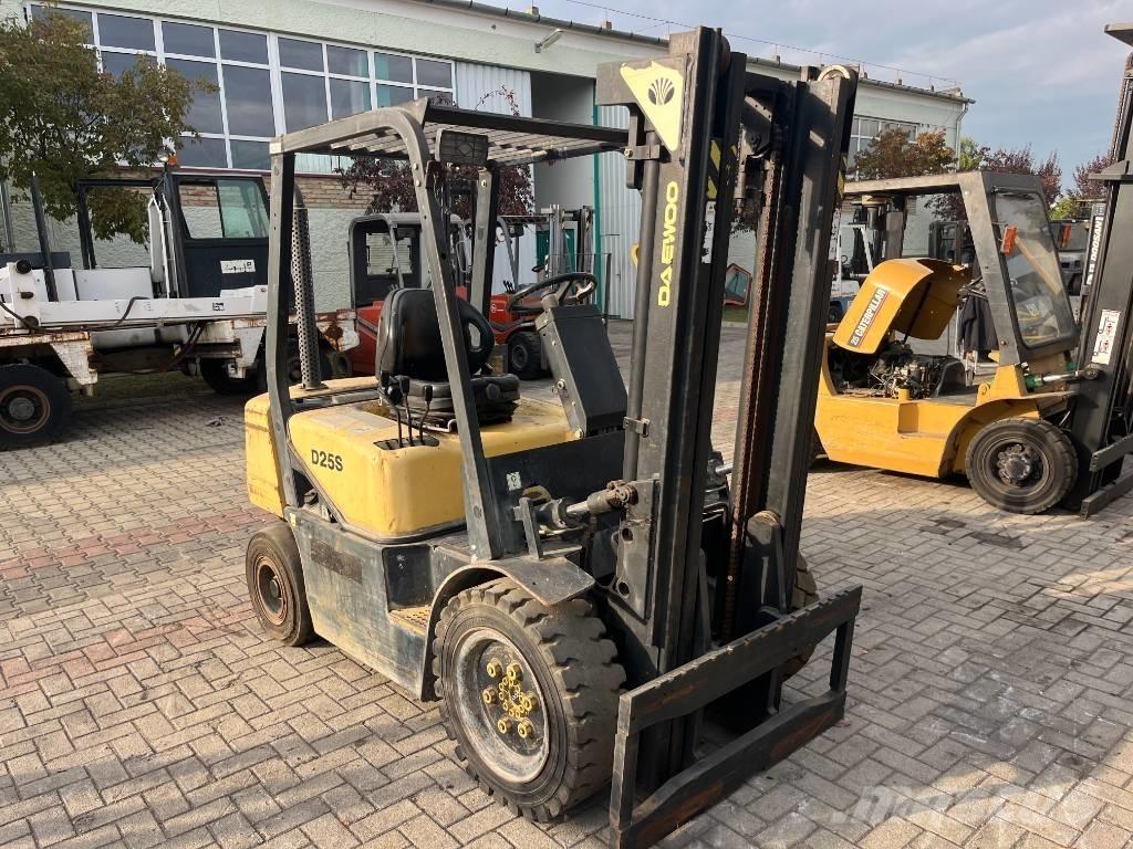 Daewoo D25S3 V-2311 Diesel gaffeltrucks