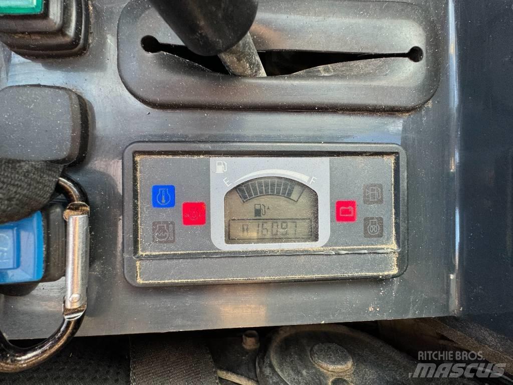 Hitachi ZX 26 U-6 Minigravemaskiner