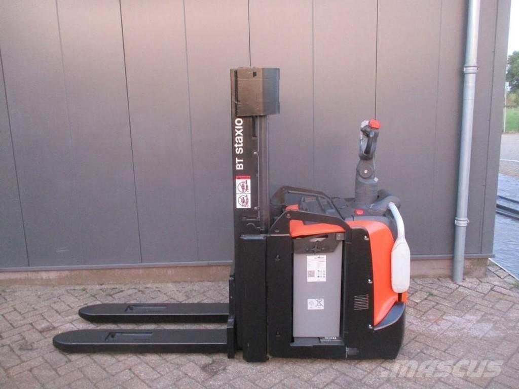 Toyota SPE200D El-palleløftere med platform