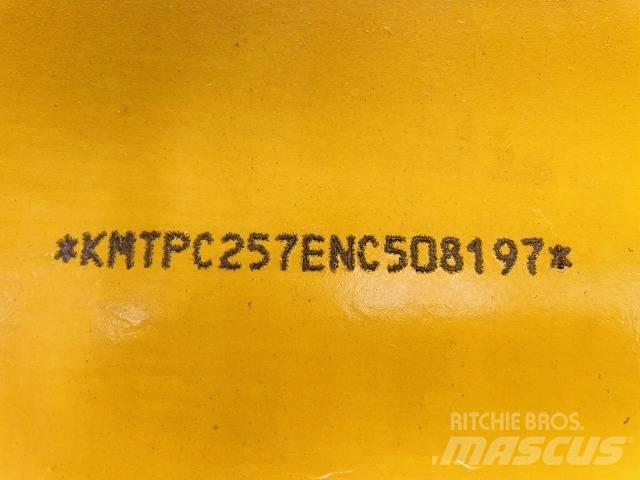 Komatsu PC 200 L Gravemaskiner på larvebånd