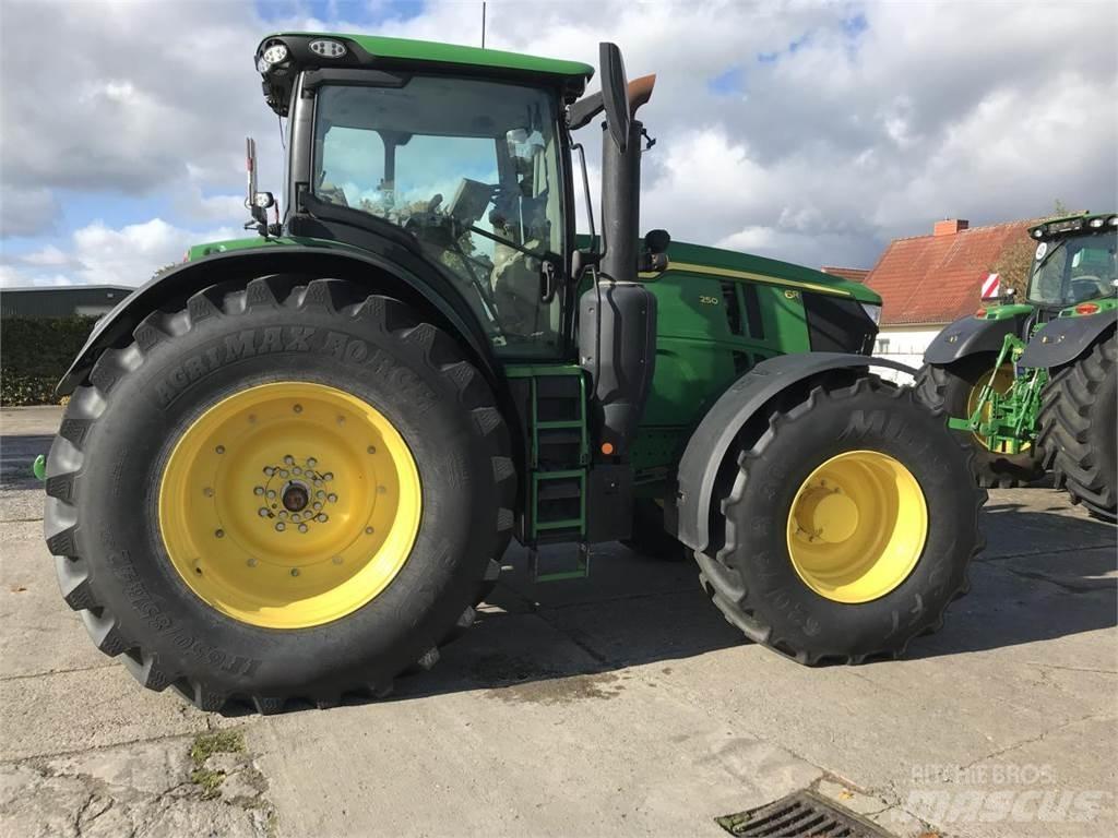John Deere 6R 250 Traktorer
