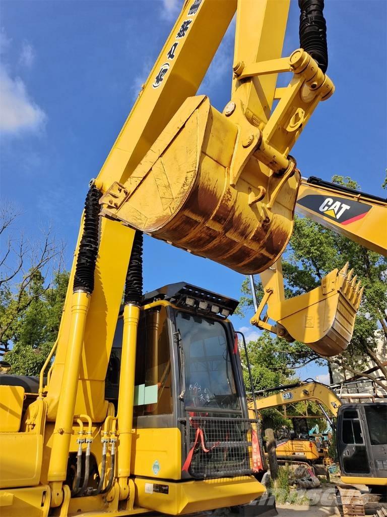 Komatsu PC 200 Gravemaskiner på larvebånd