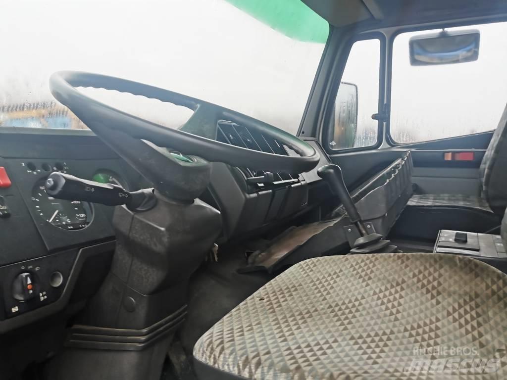 Mercedes-Benz 2426 Slamsuger