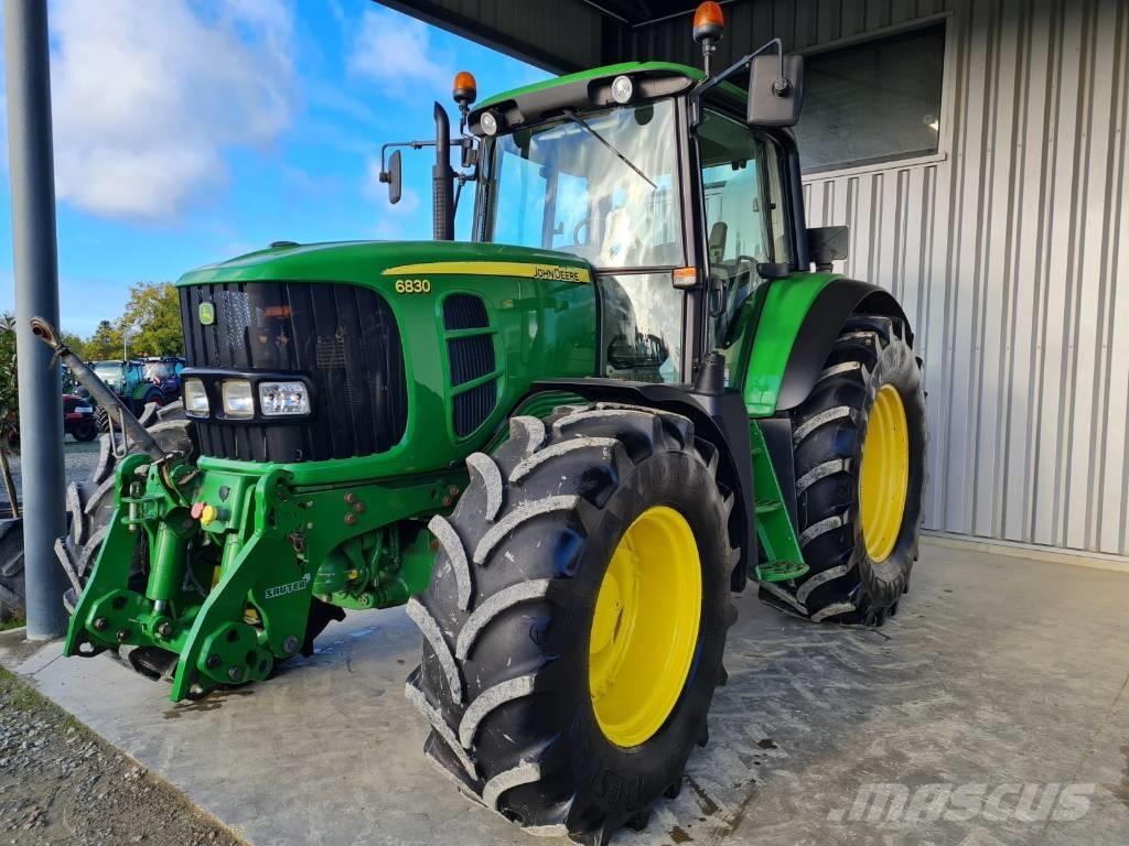 John Deere 6830 Traktorer