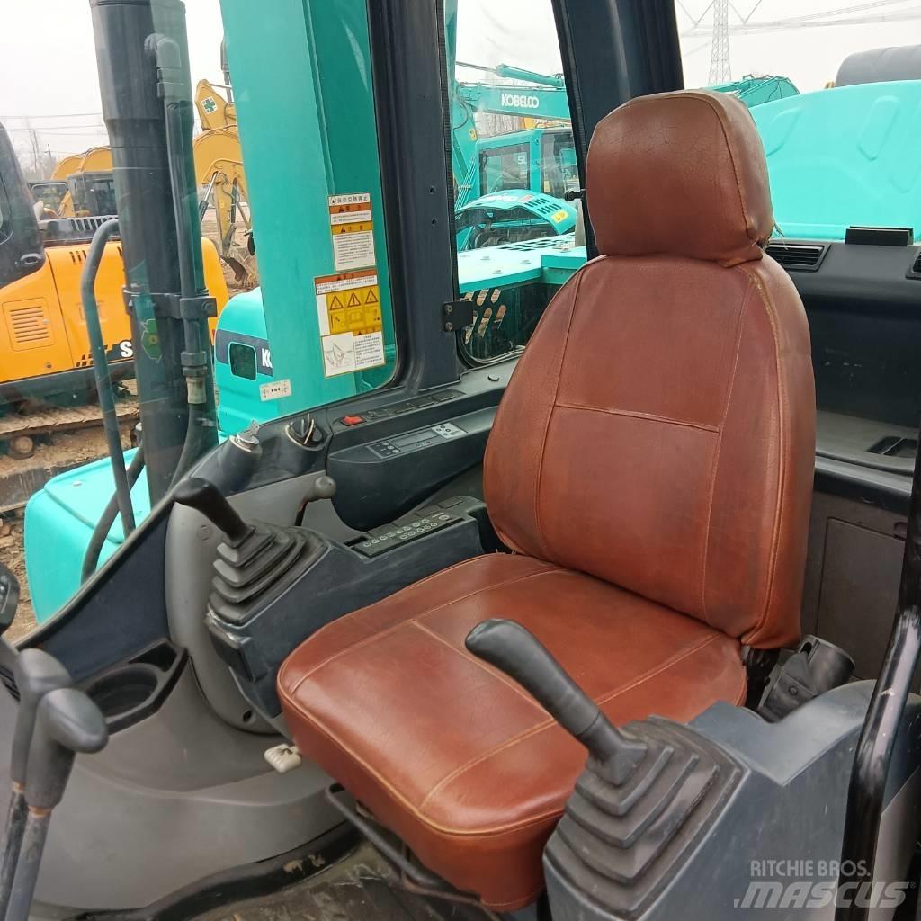 Kobelco SK75-8 Midi-gravemaskiner 7t - 12t