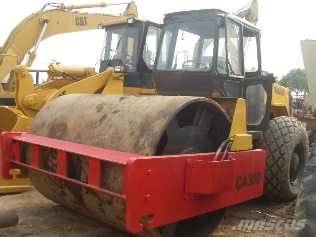 Dynapac CA 30 D Enkelt tromle