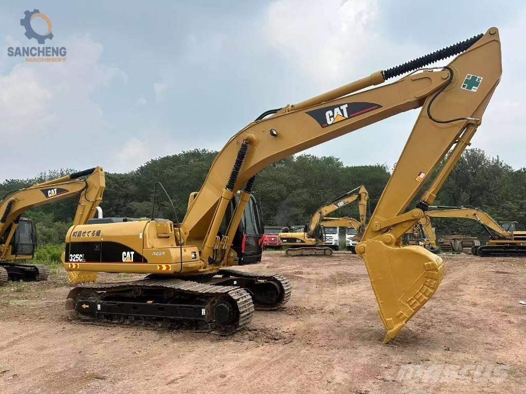 CAT 325 CL Gravemaskiner på larvebånd