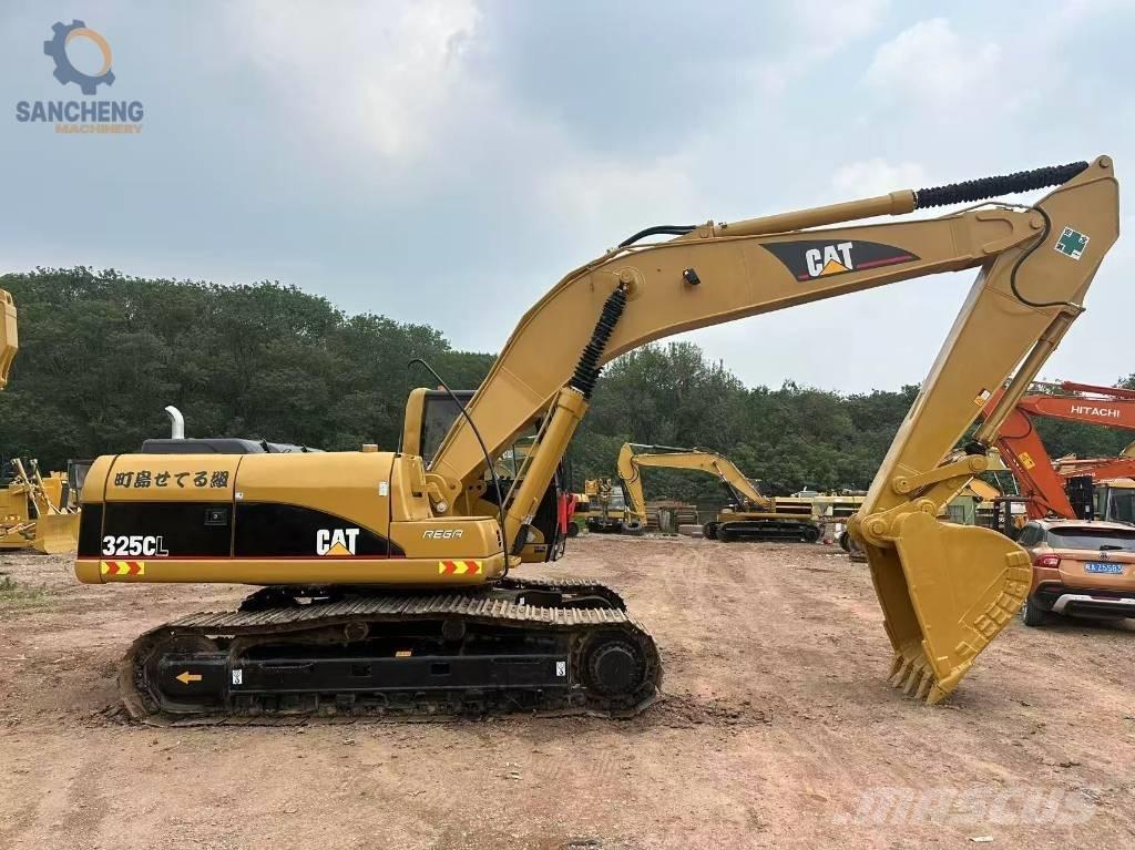CAT 325 CL Gravemaskiner på larvebånd