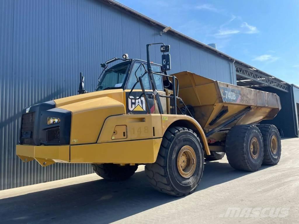 CAT 740B Terrængående lastbiler