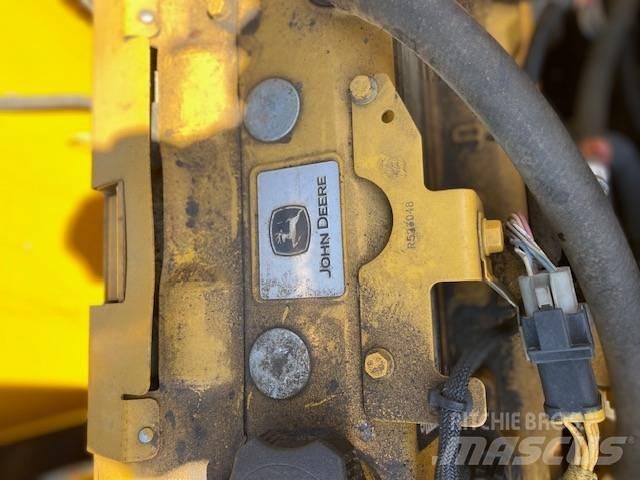 John Deere 210 GLC Gravemaskiner på larvebånd