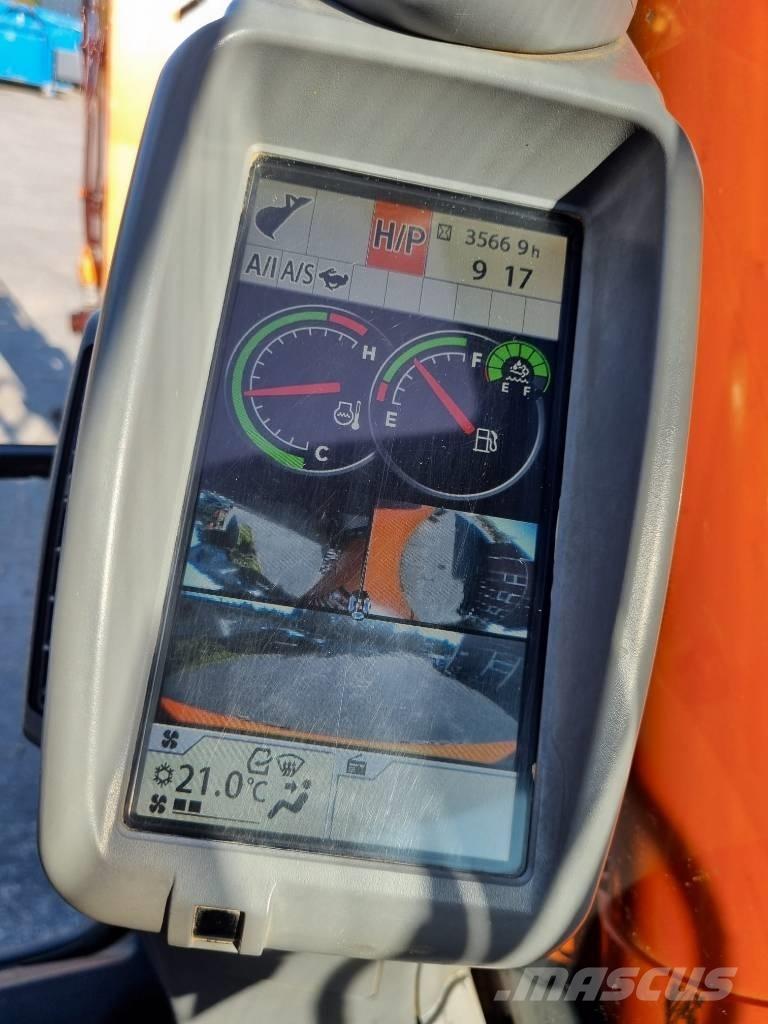 Hitachi ZX 135 US-6 Gravemaskiner på larvebånd