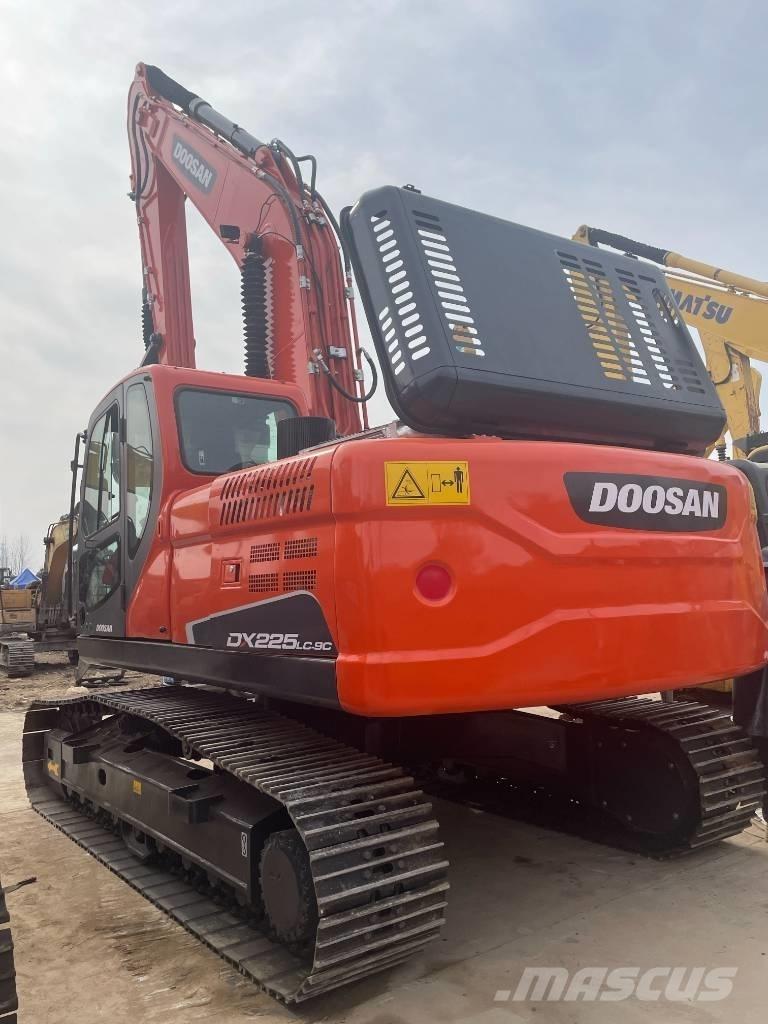 Doosan DX 220 LC-9C Gravemaskiner på larvebånd