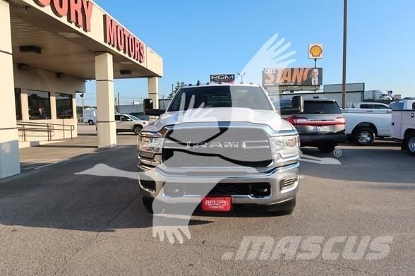 RAM 3500 HD Lastbil med lad/Flatbed