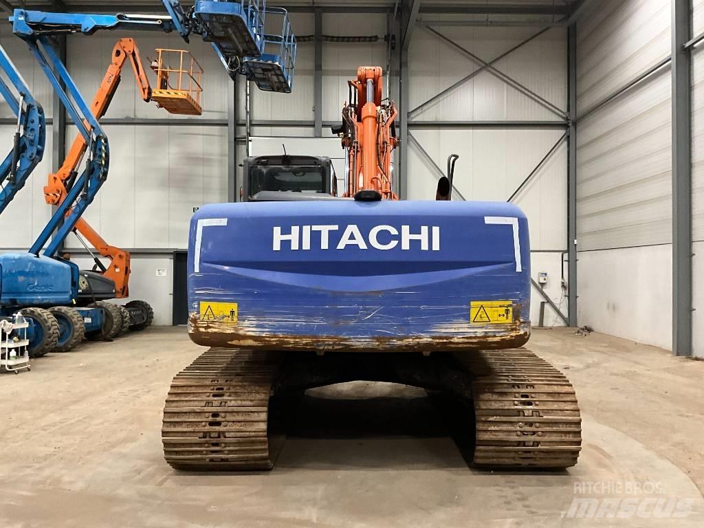 Hitachi ZX 210 LC-3 Gravemaskiner på larvebånd