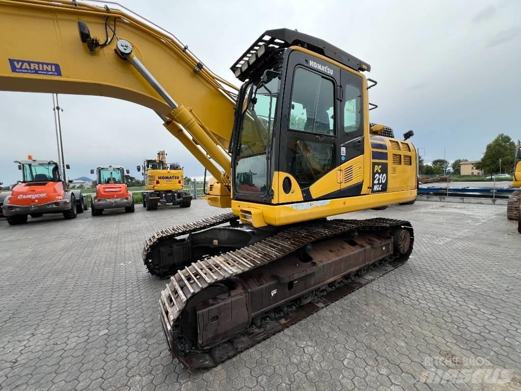 Komatsu PC210NLC-11 Gravemaskiner på larvebånd