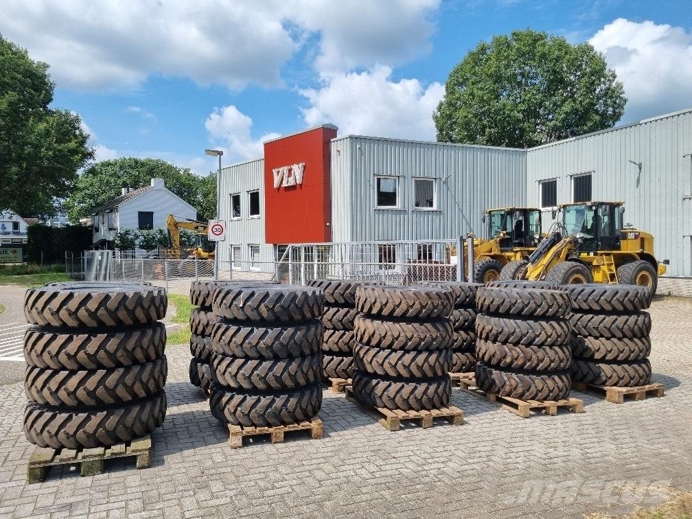 Kumho 10.00 x 20 Dæk, hjul og fælge