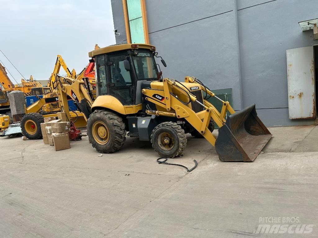 CAT 420 F Rendegravere