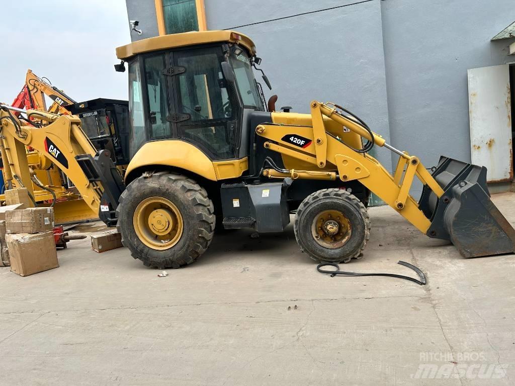 CAT 420 F Rendegravere