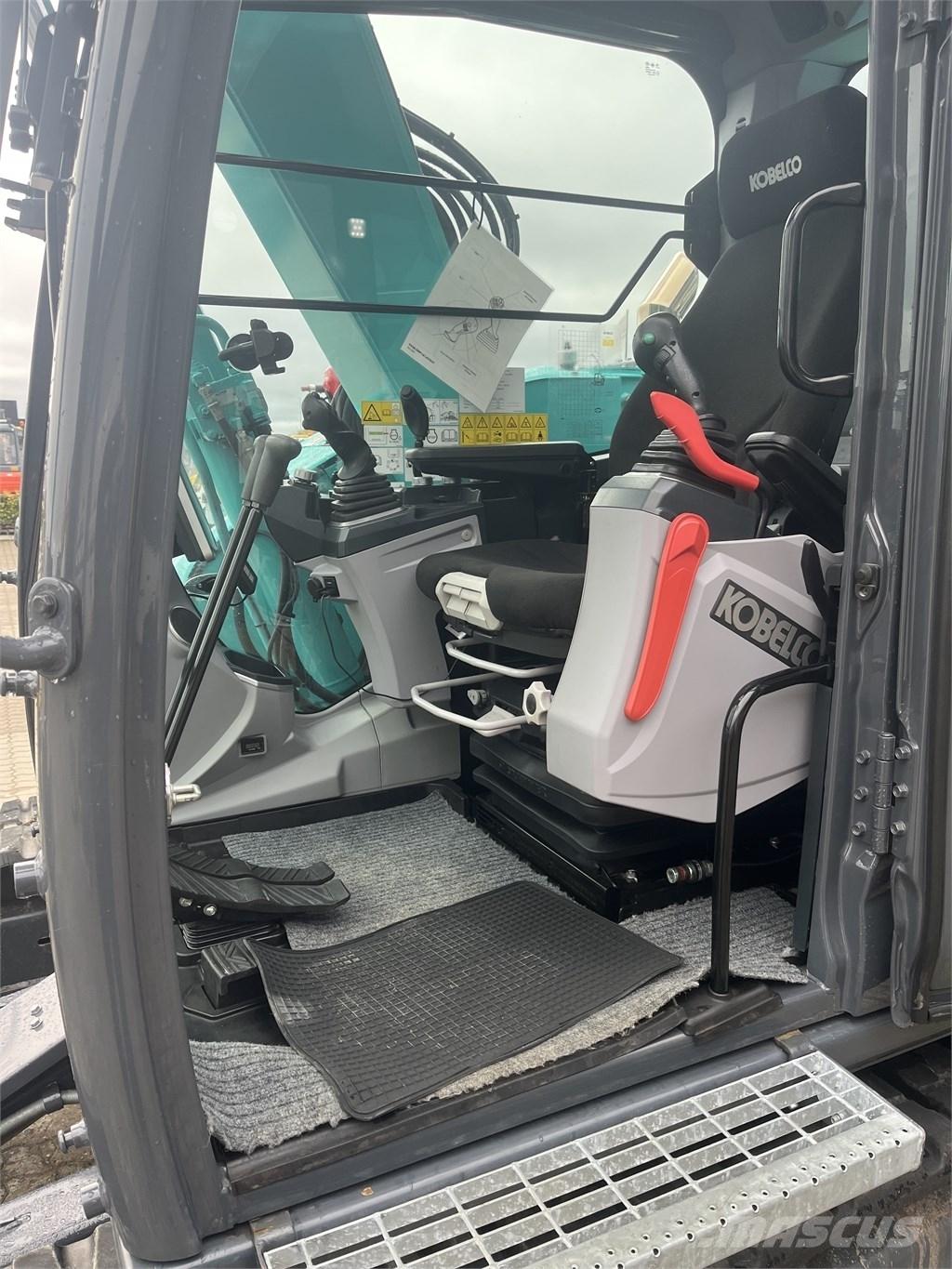 Kobelco SK 75 SR Midi-gravemaskiner 7t - 12t