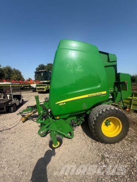 John Deere 864 Rundballe-pressere
