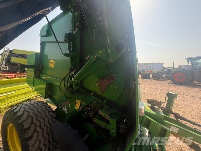 John Deere 864 Rundballe-pressere