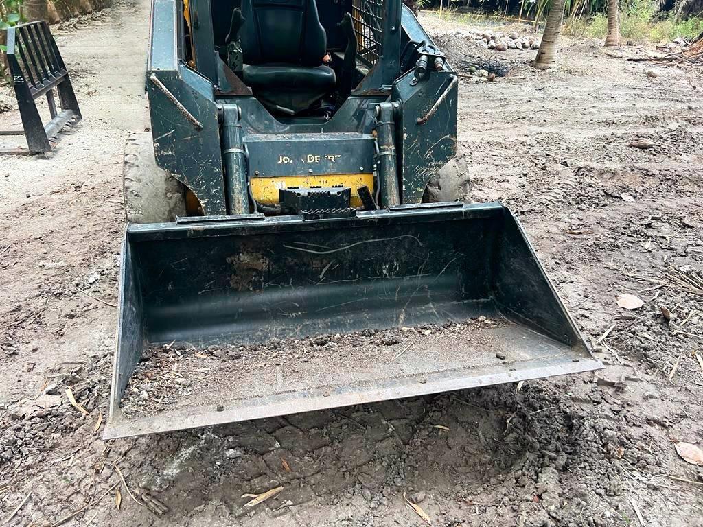 John Deere 312 Minilæsser - skridstyret