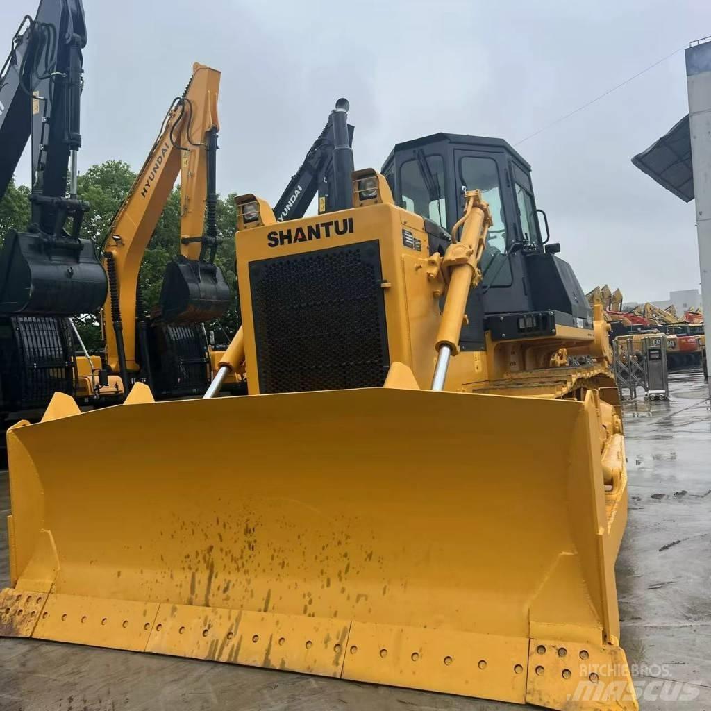 Shantui SD22 Bulldozer på larvebånd