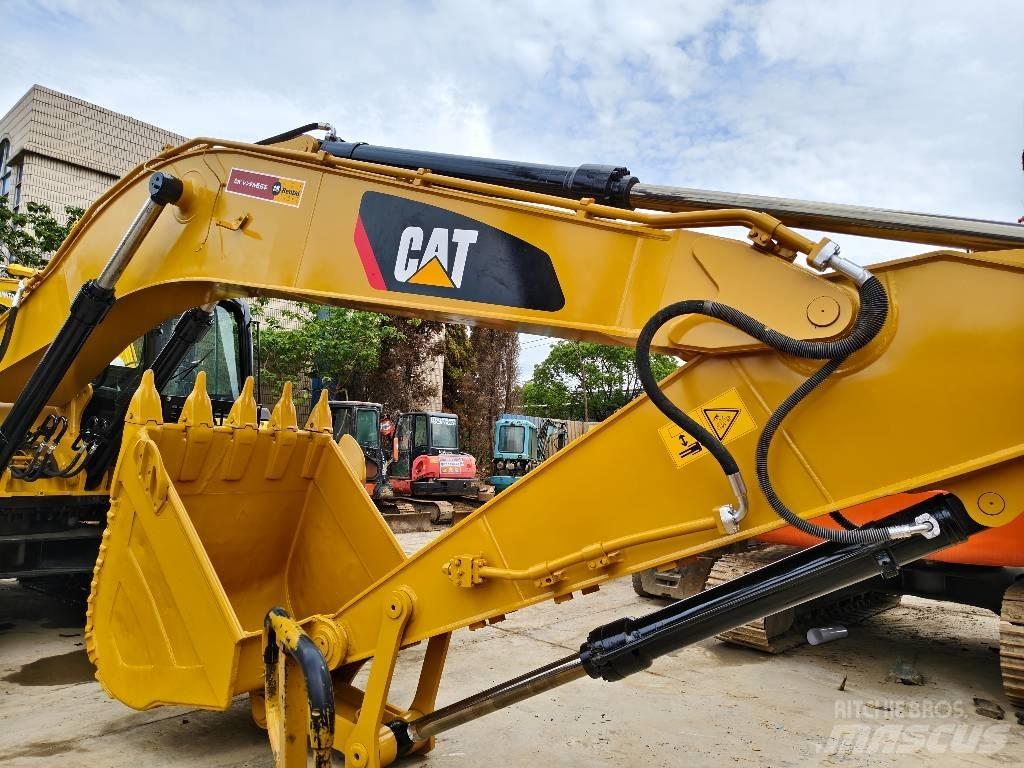 CAT 330 D2 L Gravemaskiner på larvebånd