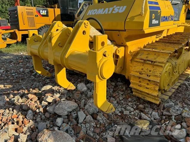 Komatsu D 85 EX Bulldozer på larvebånd