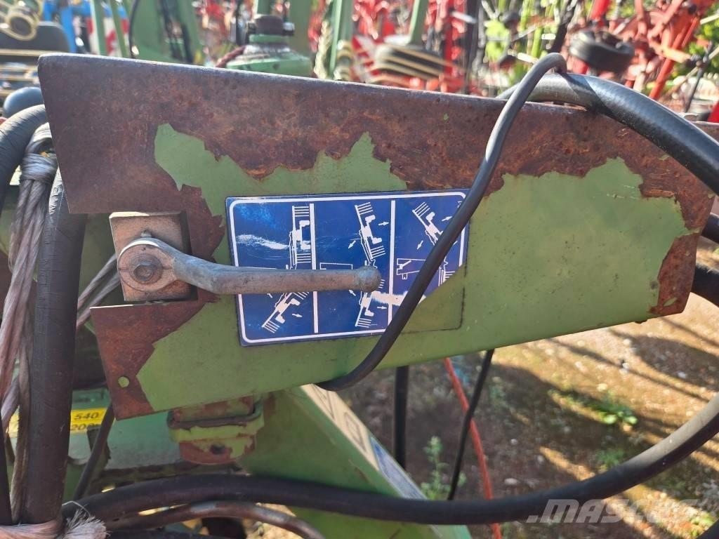 Krone Swadro 800/26 Hømaskiner