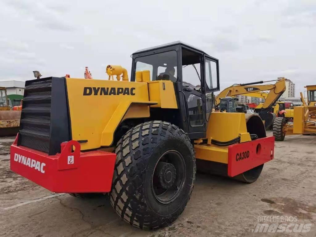 Dynapac CA 30 D Enkelt tromle