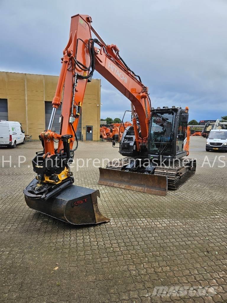 Hitachi ZX 135 US-7 Gravemaskiner på larvebånd