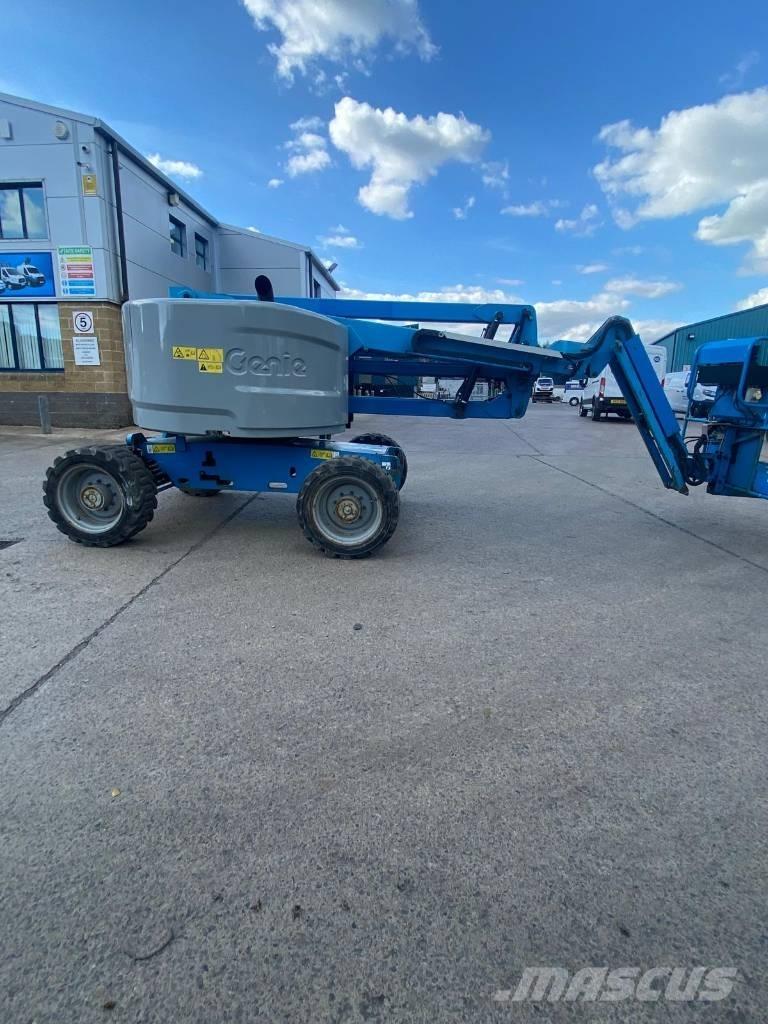 Genie Z 45/25 J Bomlifte med knækarm
