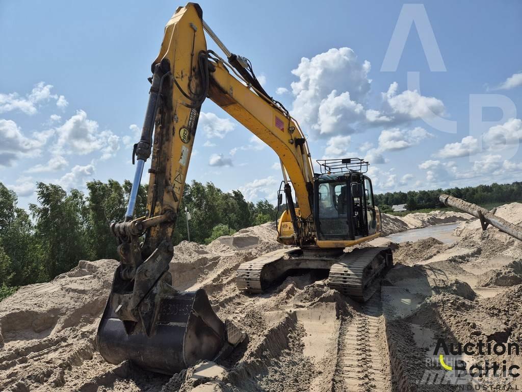 JCB JS 220 Gravemaskiner på larvebånd