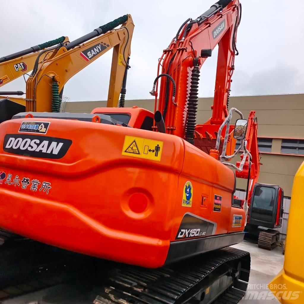 Doosan DX 150 LC Gravemaskiner på larvebånd