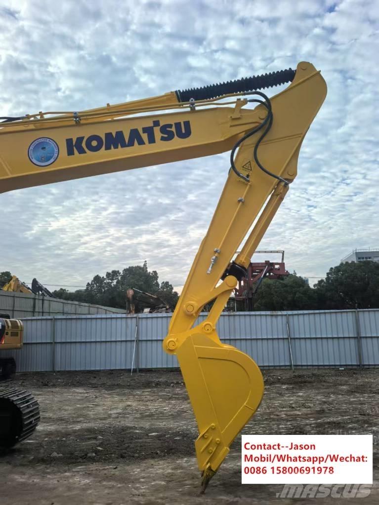 Komatsu PC 220-8 Gravemaskiner på larvebånd
