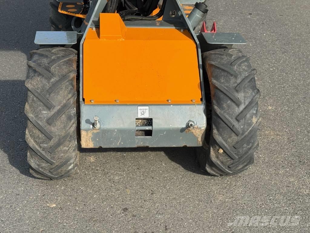 GiANT G 1200 Læssemaskiner på hjul